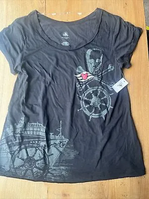 NWT Pirates Of The Caribbean Cruise Disney Store Womens T-Shirt Black Medium • $16.03