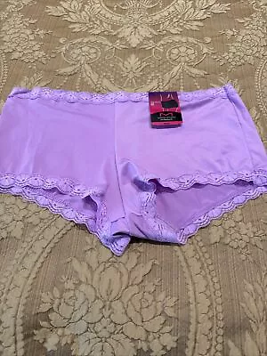 Maidenform Boyshort Panty Size 9/2XL LAVENDER STYLE 40760 • $6.50