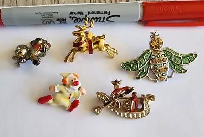 Lot Of 5 Vintage Brooch Pin Bundle Dog Bee Clown Deer Costume Jewelry • $5