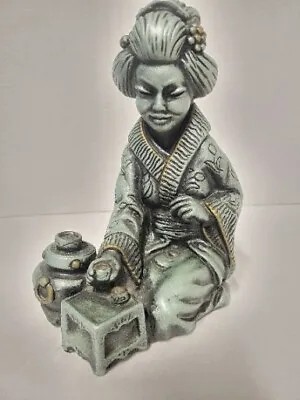 Vintage Universal Statuary Corp Chicago Numbered Chalkware Geisha W Sake Statue  • $19.99