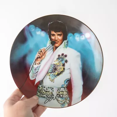 1995 Elvis Presley  The Legend  Remembering Elvis Bradford Exchange Plate • $15.99