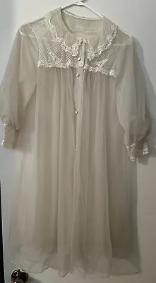 $39 • Buy Vtg Nylon Lace Sheer Wedding Nite Robe Val Mode Lingerie Size Small Button Front