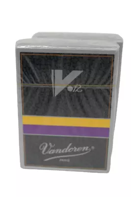 Vandoren CR1925 Bb Clarinet V.12 Reeds Strength 2.5; Box Of 10 • $70