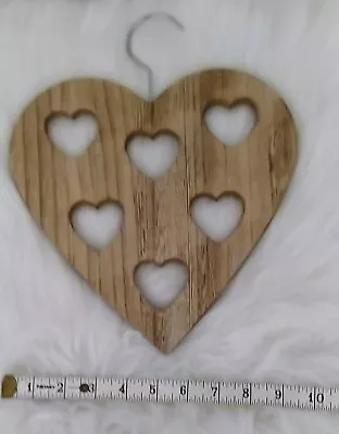 £4.99 • Buy Wooden Heart Scarf Belt Tie Hanger Holder Wardrobe Organiser 