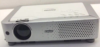 £25 • Buy SANYO PRO XtraX  PLC-XU74 Multiverse Projector ** FAULTY FOR SPARES OR REPAIR **