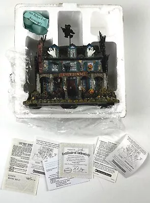 THE MUNSTERS HALLOWEEN VILLAGE Lily's Inn Sculpture Hawthorne Village 2004 CoA • $54