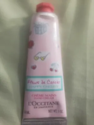 L'Occitane HAPPY CHERRY Hand Cream Creme Mains Nail 30 Ml / 1 Oz Shea • $9.99