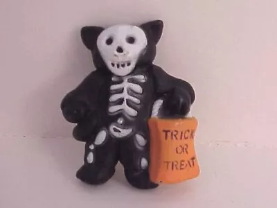 $4.99 • Buy Vintage Easter Unlimited Halloween Cat/Kitty Skeleton Pin Brooch Jewelry