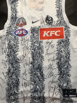 $160 • Buy Collingwood Magpies Signed 2022 ANZAC Edition AFL Jumper Guernsey Jersey