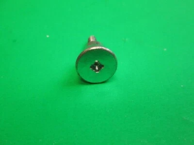 $3.98 • Buy Whirlpool Recycled Refrigerator Door Handle Mounting Screw WPW10661886
