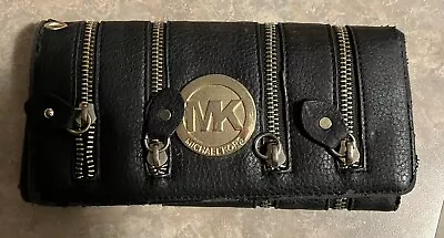 Michael Kors Jet Set Black Travel Mk Large Trifold Wallet • $16