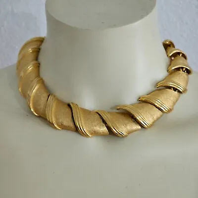 ELLEN KIAM Choker Necklace Gold Tone Metal From 90s 16  Excellent Condition • $50