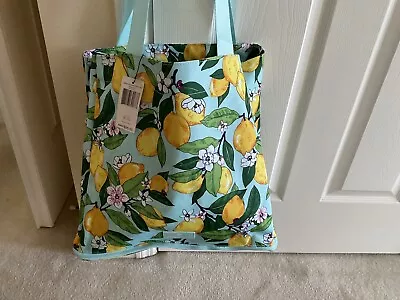 Vera Bradley Lighten Up Deluxe FamIly Tote/Beach Bag In LEMON GROVE. Zip Bottom. • $42.99