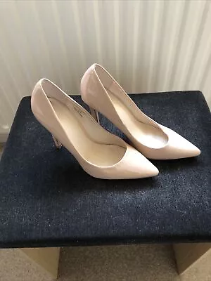 Ladies Shoes Size 5 Wide Fitting • £10