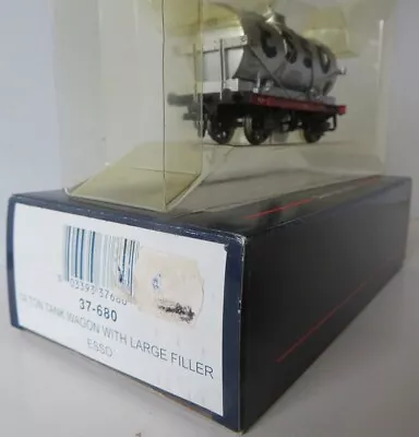 BACHMANN 37-680 Silver Tanker Wagon With Large Filler Cap 'ESSO' (Boxed) • $29.99