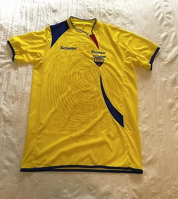 Ecuador FEF Soccer Yellow Embroidered Short Sleeve Jersey Men’s Size X-Large • $15.20