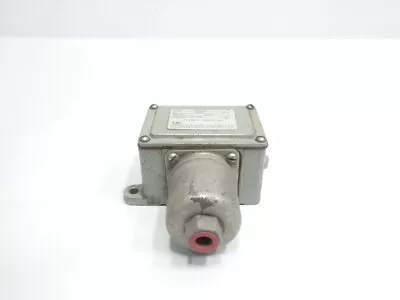 Ue United Electric J6-9547 Pressure Switch 30in-hg Vacuum 20psi 115/230v-ac • $68.45