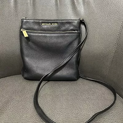 Michael Kors Jet Set Black Leather Crossbody Bag Small Black • £33.25