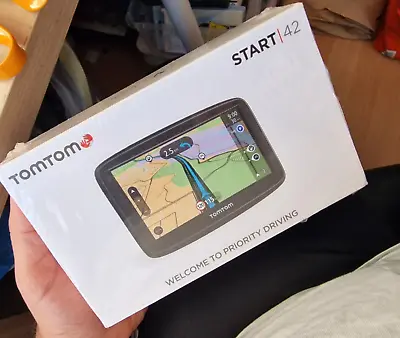 TomTom Start 42 SAT NAV 4.3 Inch GPS Screen Lifetime Maps UK Roi NEW SEALED • $145.19