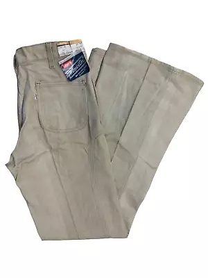 Levis Movin On Jeans Beige Corduroy Bell Bottoms European FitVintage W33 L32 • $99.99