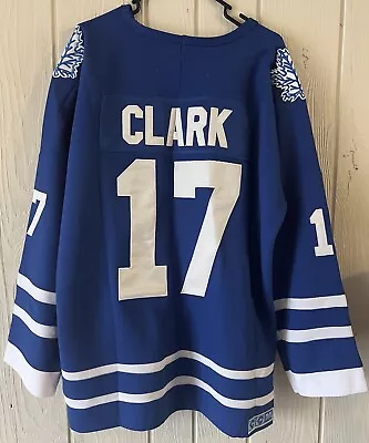 Toronto Maple Leafs Wendel Clark 90’s CCM Throwback  Jersey Sz 52 • $50