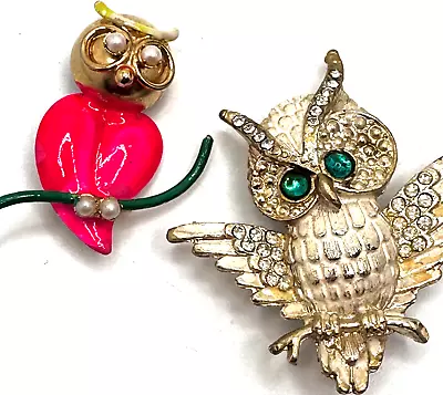 Vtg Owl Lot Brooches Pins Shocking Pink Enamel  & Gold Tone Green Rhinestones • $12.50