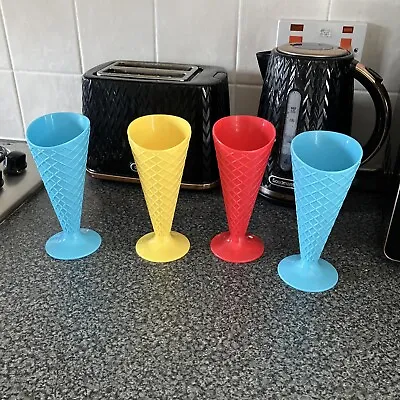 £1.99 • Buy 4 X Plastic Ice Cream Cone Holders Outside Bar Accessories Christmas Gift Maker