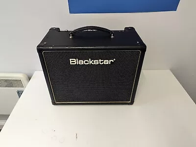 Blackstar HT-5 Valve Guitar Amp + Footswitch • £85