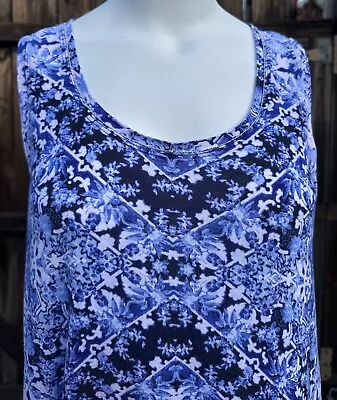 Jennifer Lopez Top Xlarge Blue White Knit Sleeveless Beaded Round Neck Net Trim • £11.68