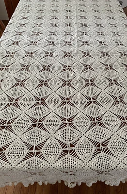$20.99 • Buy Vintage Ivory Hand Crocheted Tablecloth Coverlet USE CUT REPAIR