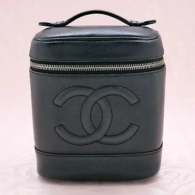 $1109 • Buy Chanel Vanity Case Bag Black Caviar Skin Leather CC Cosmetic Purse Vintage Auth