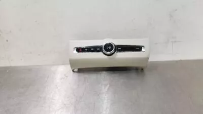 19 2019 Volvo Xc60 Oem Front Temp Ac Heat Climate Control 31398845 • $45