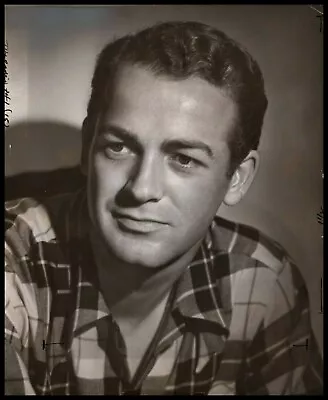 Hollywood HANDSOME ACTOR MARK STEVENS VINTAGE PORTRAIT 1940s ORIGINAL Photo 581 • $19.99