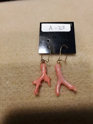 Vintage Branch Coral Earrings A-27 • $25