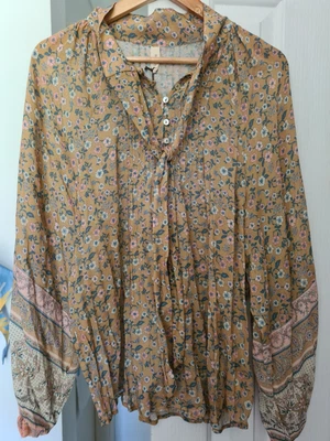 $135 • Buy Spell Mossy Blouse Size XL Brand New