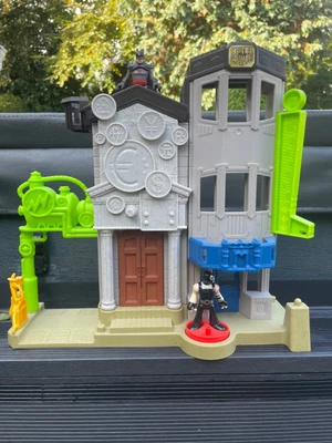 £5 • Buy Imaginext Batman Cave.