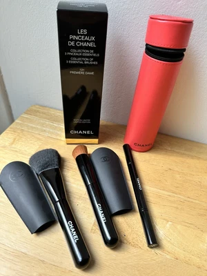 £275 • Buy Chanel Make Up Brush Set - Limited Edition - Sold Out - Brand New -Premiere Dame