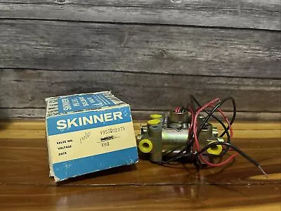 $134.99 • Buy Skinner  V955DB2075 4-Way Solenoid Valve 1/8  NPT 120/60 Voltage