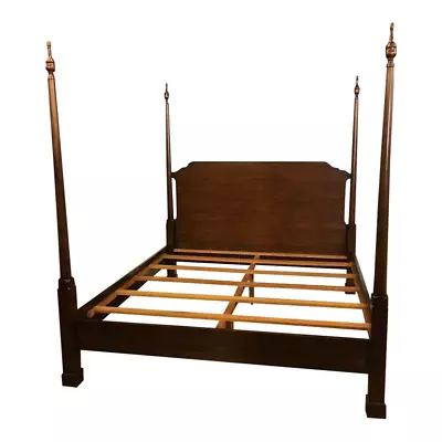 Leighton Hall King Size Mahogany Pencil Post Bed - Showroom Sample • $3295