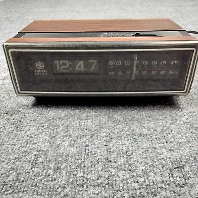 Vintage General Electric GE Flip Clock Radio Alarm Clock 7-4305B • $54.88