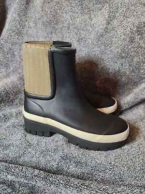 Tory Burch Hurricane Boot Size 6 Perfect Black Rain Boot. • $60