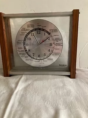 Verichron World Clock 1970's 9 1/2   W X7 3/4 H Airplane Second Hand Desk Clock • $35