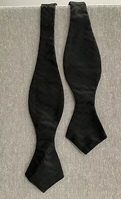 Rare Brooks Brothers Black On Black Design Self Tie Adjustable Bow Tie Silk NEW • $24.99