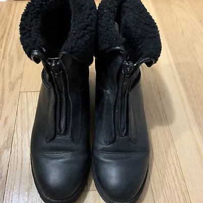 UGG Black Leather And Shearling Low Boots Women's Size 8 • $74.99