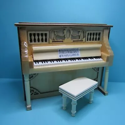 Dollhouse Miniature Exquisite Upright Piano In Natural Wood With Bench B0653 • $40.49