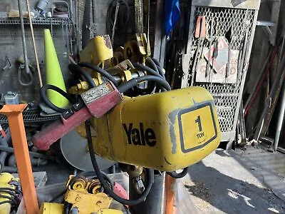 Yale 1 Ton Electric Chain Hoist 110/120v • $1500