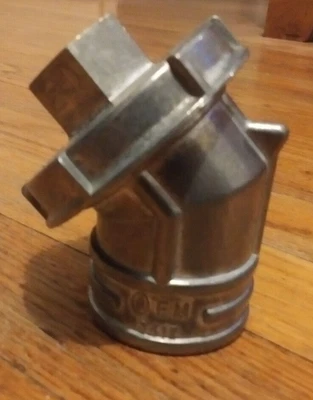 $25 • Buy Beckett 13412, SpeedFill 45 Degree Female Fitting Connector, 1-1/4  FPT With Cap