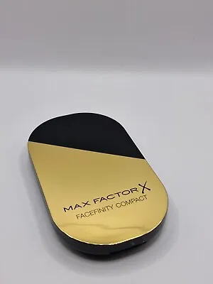 Max Factor Facefinity Compact Foundation SPF 20 - 033 Crystal Beige • £5.99