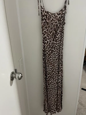$20 • Buy Tigerlily Size 10 Silk Slip Dress
