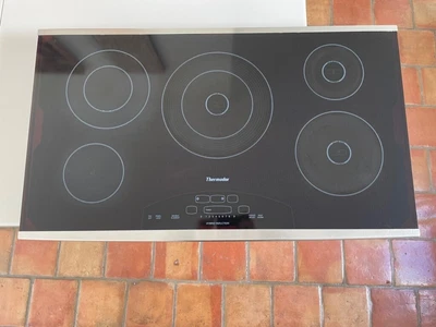 $400 • Buy Thermador Hybrid Induction/electric Cooktop